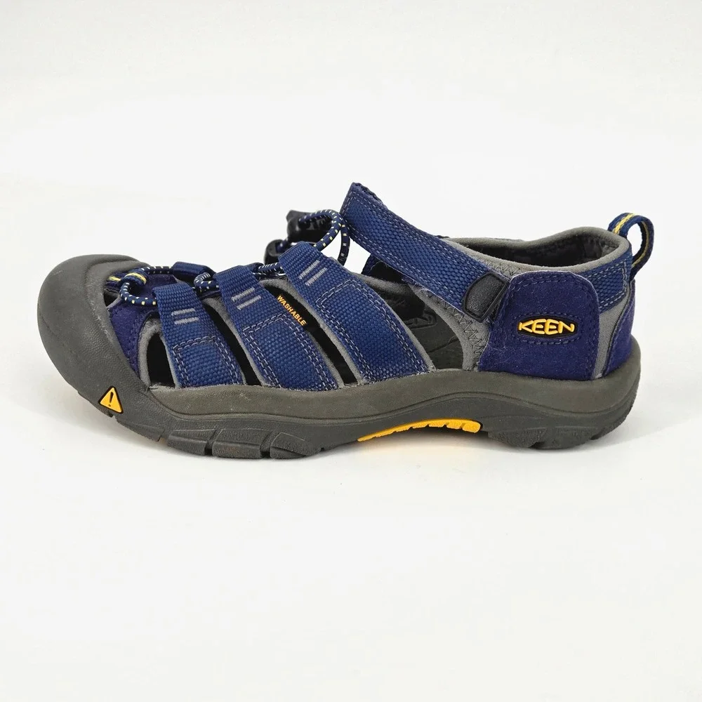 KEEN Newport H2 Navy Blue Yellow Waterproof Closed Toe Sandals Kids Size 3 VGUC